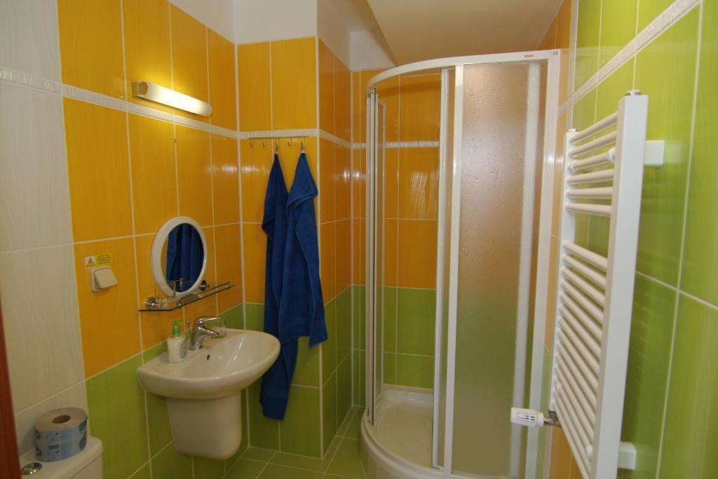 Hotel U Radnice Louny Ruang foto