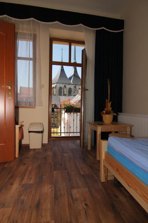 Hotel U Radnice Louny Ruang foto